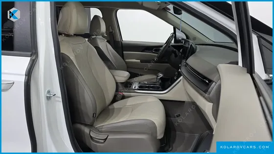 KIA CARNIVAL 9-SEATER PRESTIGE