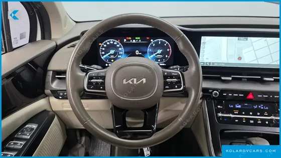 KIA CARNIVAL 9-SEATER PRESTIGE
