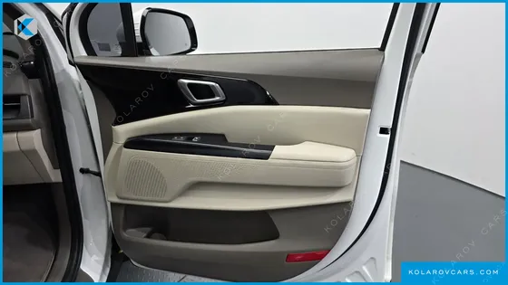 KIA CARNIVAL 9-SEATER PRESTIGE