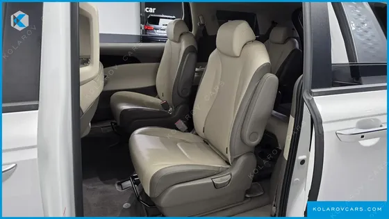 KIA CARNIVAL 9-SEATER PRESTIGE