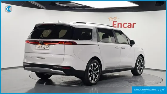 KIA CARNIVAL 9-SEATER PRESTIGE
