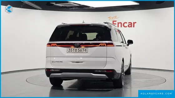 KIA CARNIVAL 9-SEATER PRESTIGE