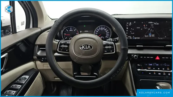 KIA CARNIVAL 9-SEATER PRESTIGE