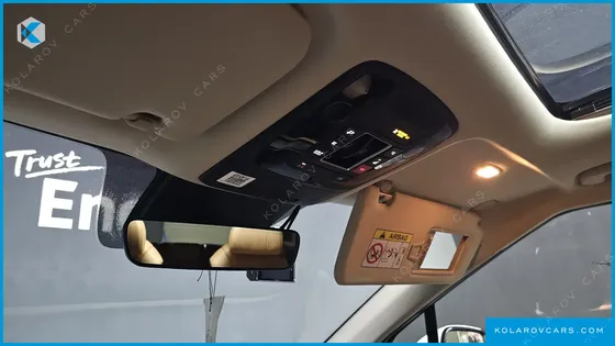 KIA CARNIVAL GASOLINE 7-SEATER SIGNATURE