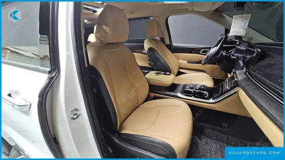 KIA CARNIVAL GASOLINE 7-SEATER SIGNATURE