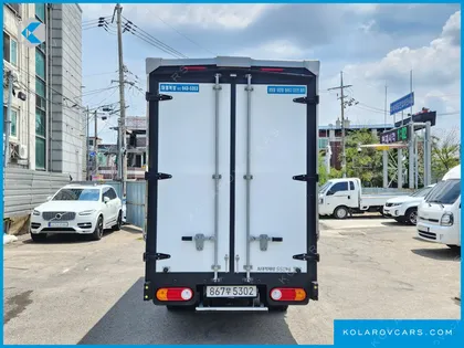HYUNDAI PORTER II SUPER CABIN LPG