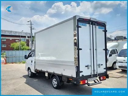 HYUNDAI PORTER II SUPER CABIN LPG