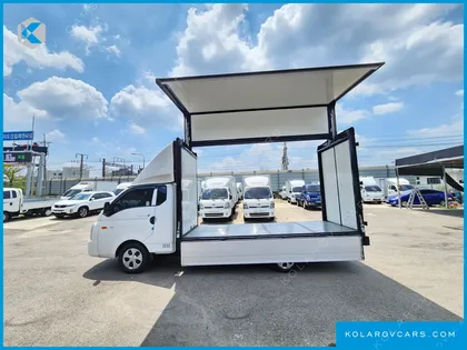 HYUNDAI PORTER II SUPER CABIN LPG