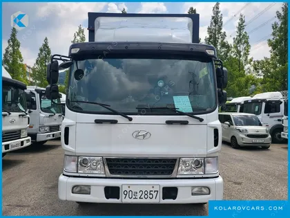 HYUNDAI MEGA TRUCK GOLD