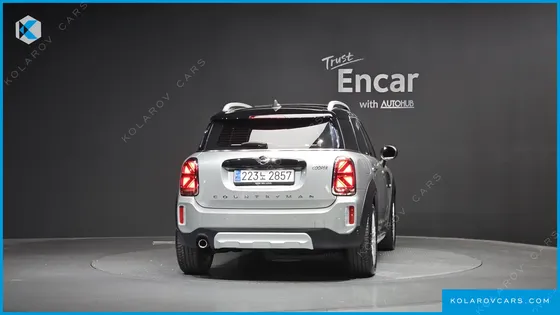 MINI COUNTRYMAN CLASSIC PLUS LAUNCH PACK