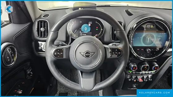 MINI COUNTRYMAN CLASSIC PLUS LAUNCH PACK
