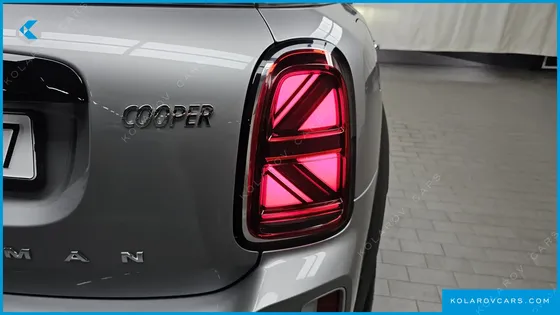 MINI COUNTRYMAN CLASSIC PLUS LAUNCH PACK