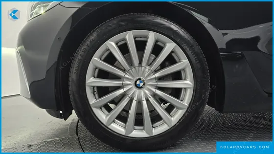 BMW GRAN TURISMO (GT) 620D LUXURY