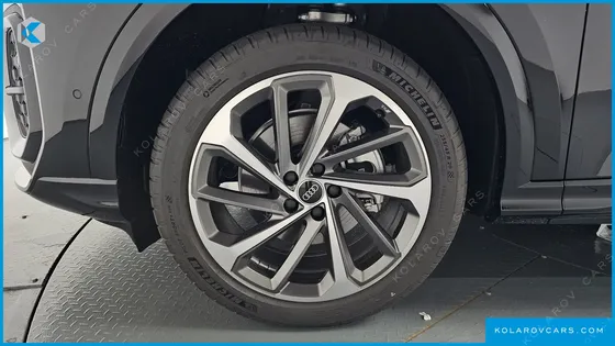 AUDI Q5 40 TFSI 콰트로 S LINE SPORTBACK