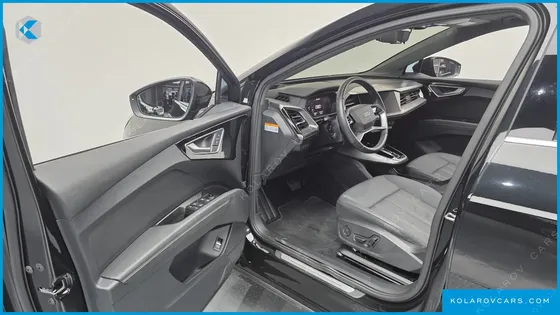 AUDI Q4 E-TRON 40 PREMIUM