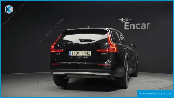 VOLVO V60 B5 ULTIMATE AWD