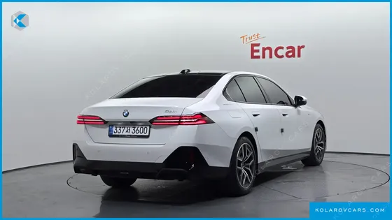 BMW 5 SERIES 520I M SPORT