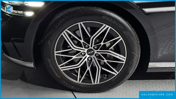 GENESIS G90 GASOLINE 3.5 TURBO AWD