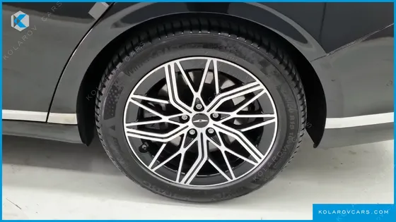 GENESIS G90 GASOLINE 3.5 TURBO AWD