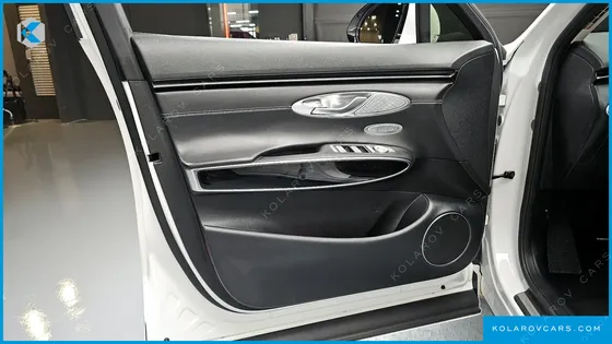 GENESIS GV70 2.5T GASOLINE 2WD