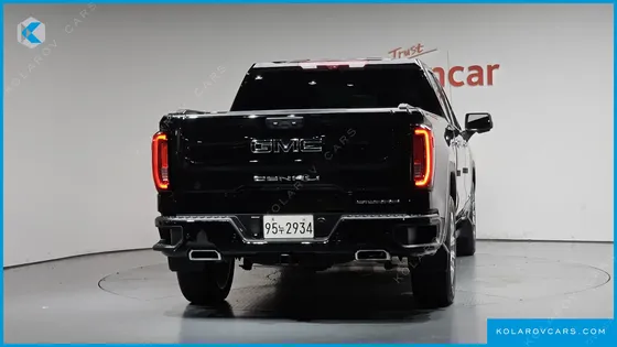 GMC SIERRA DENALI-X