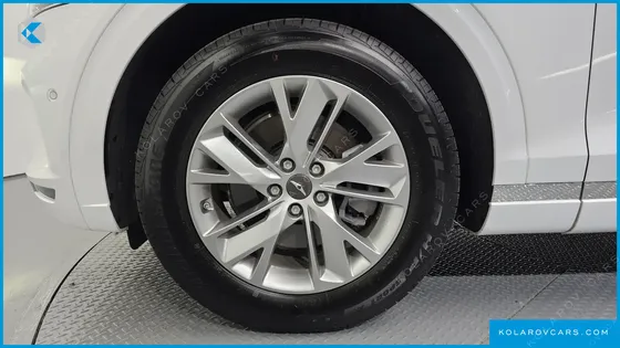 GENESIS GV70 2.5T GASOLINE 2WD