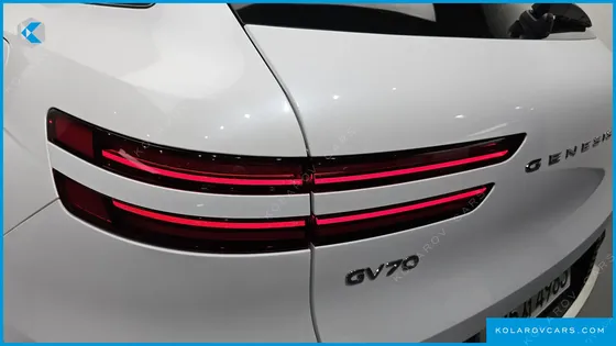 GENESIS GV70 2.5T GASOLINE 2WD