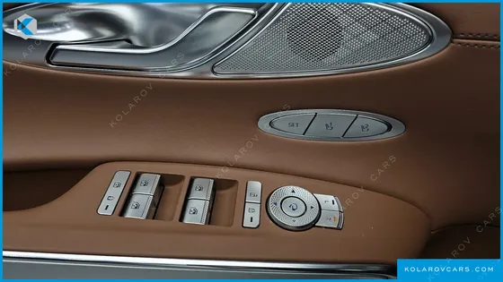 GENESIS GV70 2.5T GASOLINE 2WD