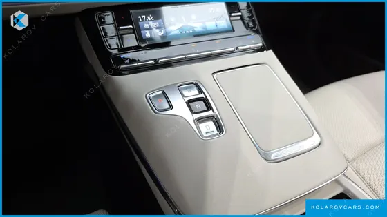 HYUNDAI GRANDEUR LE BLANC