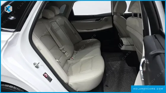 HYUNDAI GRANDEUR LE BLANC