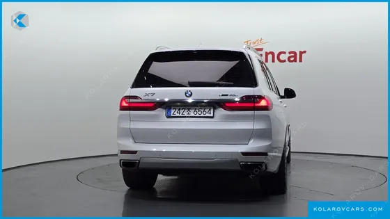 BMW X7 XDRIVE 30D DESIGN PURE EXCELLENT 6-SEATER