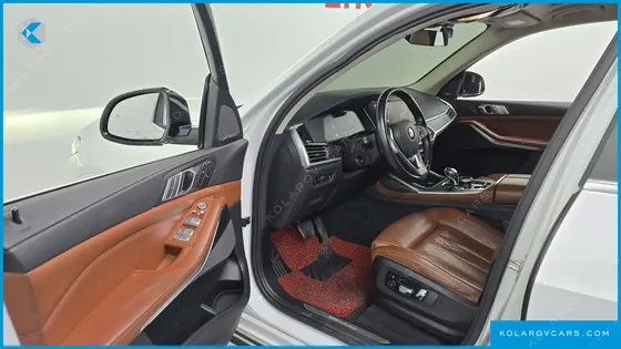 BMW X7 XDRIVE 30D DESIGN PURE EXCELLENT 6-SEATER