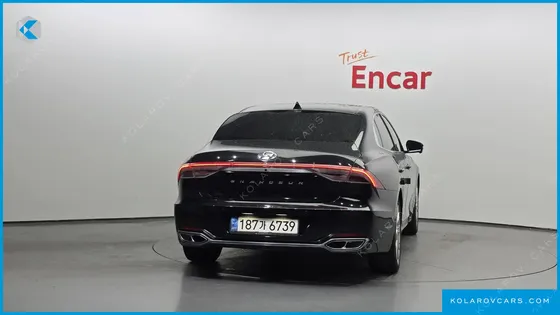 HYUNDAI GRANDEUR CALLIGRAPHY