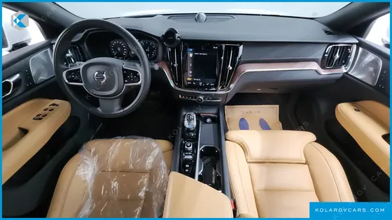 VOLVO S60 B5 INSCRIPTION