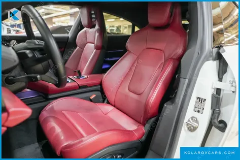 PORSCHE TAYCAN BASE