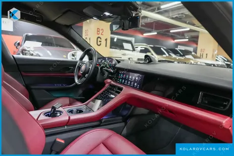 PORSCHE TAYCAN BASE