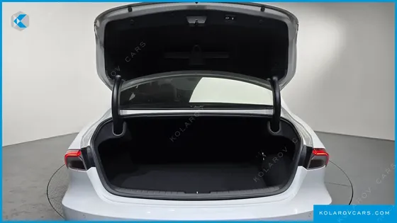 HYUNDAI GRANDEUR LE BLANC