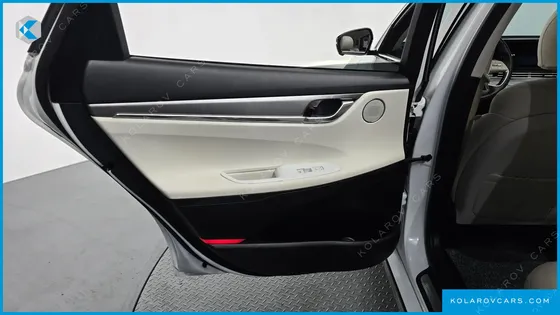 HYUNDAI GRANDEUR LE BLANC