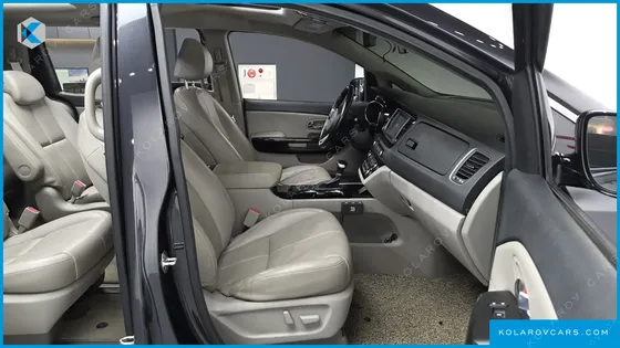KIA CARNIVAL 9-SEATER NOBLESSE SPECIAL
