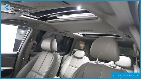 KIA CARNIVAL 9-SEATER NOBLESSE SPECIAL
