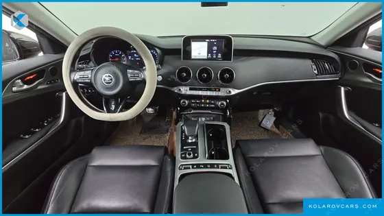 KIA STINGER 2.0 TURBO 2WD
