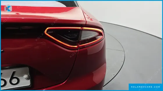 KIA STINGER 2.0 TURBO 2WD