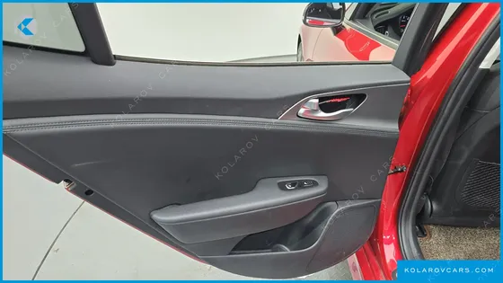 KIA STINGER 2.0 TURBO 2WD
