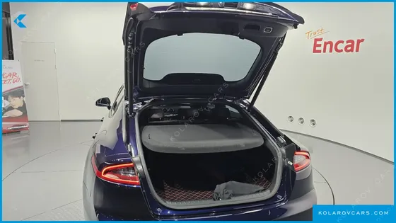 KIA STINGER 2.0 TURBO 2WD