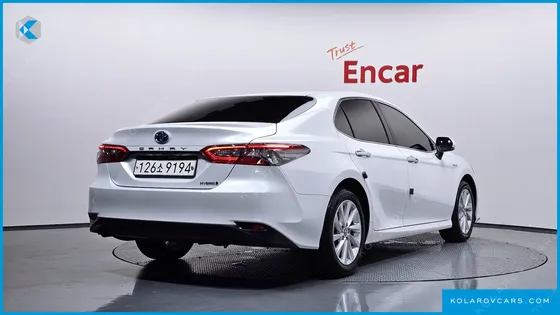 TOYOTA CAMRY 2.5 LE HYBRID