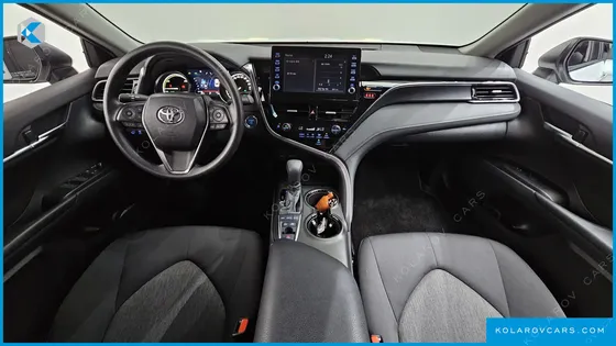 TOYOTA CAMRY 2.5 LE HYBRID