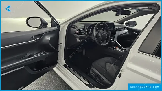 TOYOTA CAMRY 2.5 LE HYBRID