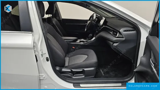 TOYOTA CAMRY 2.5 LE HYBRID