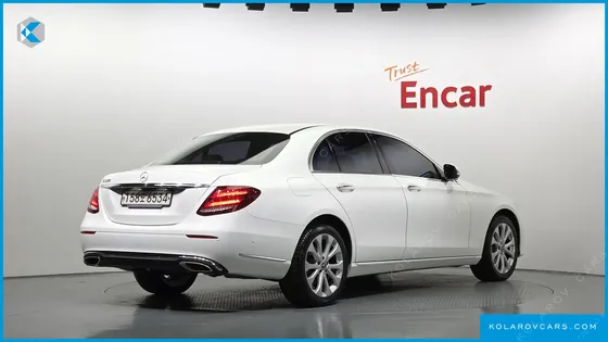 MERCEDES E-CLASS E300 EXCLUSIVE