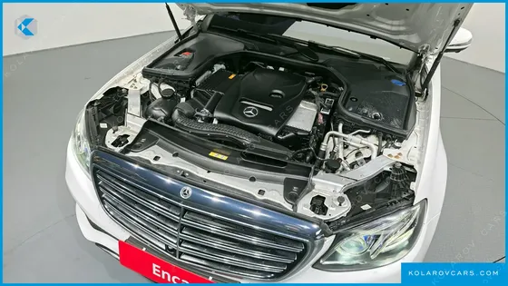 MERCEDES E-CLASS E300 EXCLUSIVE